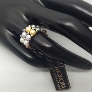 Cultured Pearls Stretch Ring